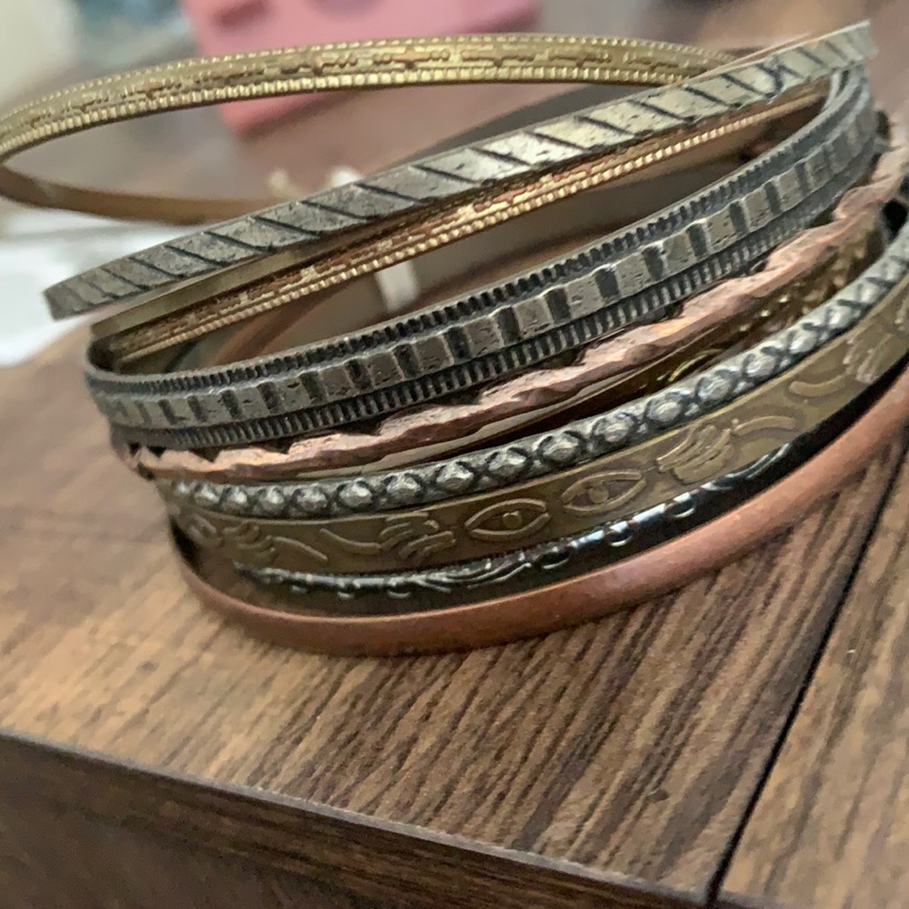Set of bracelets